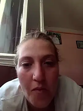 Snapshot of Blondasexy29 chatting on July 2026 12:33:01 PM Blondasexy29 online show from July 2026 12:33:01 PM