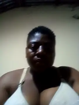 Snapshot of mwende_1 chatting on July 2026 04:40:01 AM mwende 1 online show from July 2026 04:40:01 AM