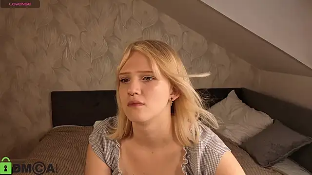 Snapshot of Lilly_Jhonass chatting on July 2026 01:09:01 AM Lilly Jhonass online show from July 2026 01:09:01 AM