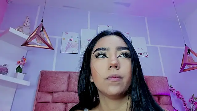evelyn noa online show from July 2026 04:04:02 AM