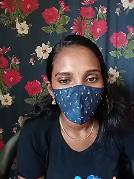 Snapshot of Tamil_Soloqueen_001 chatting on July 2026 06:47:02 AM Tamil Soloqueen 001 online show from July 2026 06:47:02 AM