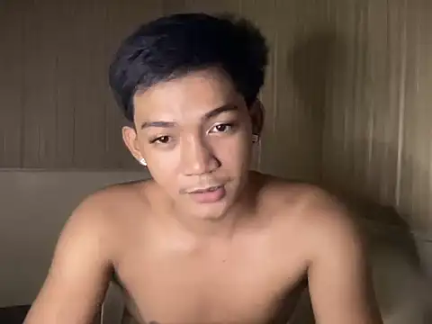 Snapshot of YourcumBoy77 chatting on July 2026 01:36:01 PM YourcumBoy77 online show from July 2026 01:36:01 PM