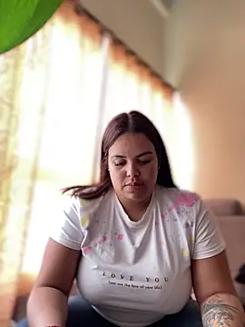 AliceStarshine online show from February 2025 07:35:02 PM