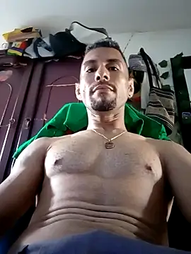 Snapshot of BrayanPolo chatting on July 2026 08:33:01 PM BrayanPolo online show from July 2026 08:33:01 PM