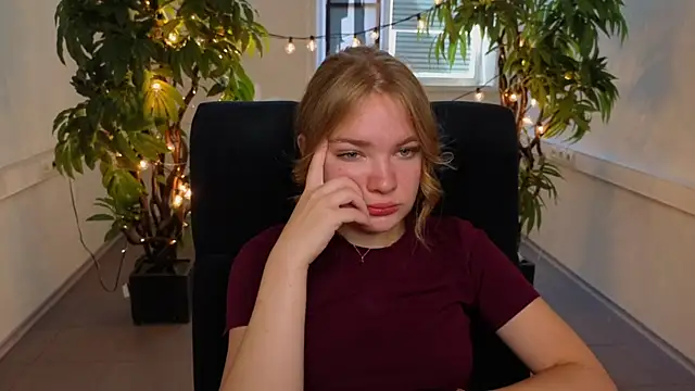 Snapshot of JaylaBrown chatting on July 2026 07:46:02 AM JaylaBrown online show from July 2026 07:46:02 AM