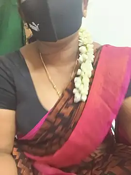 Snapshot of tamilrose143 chatting on July 2026 01:27:01 PM tamilrose143 online show from July 2026 01:27:01 PM
