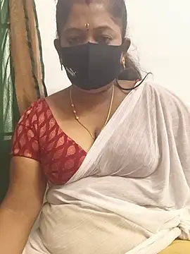 Snapshot of tamilrose143 chatting on July 2026 02:26:02 AM tamilrose143 online show from July 2026 02:26:02 AM