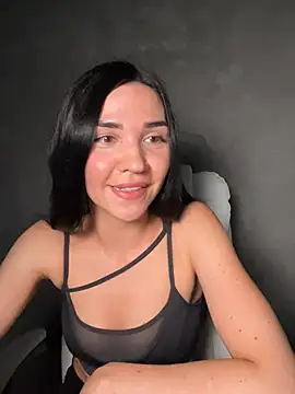 AigulLuna online show from July 2026 05:15:02 PM