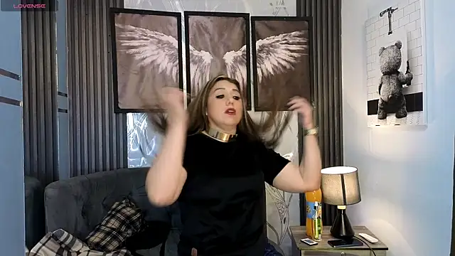 Snapshot of Tania_cambridge chatting on July 2026 08:57:02 PM Tania cambridge online show from July 2026 08:57:02 PM