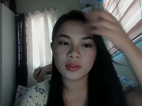 Snapshot of Violet_2026 chatting on July 2026 06:50:01 AM Violet 2026 online show from July 2026 06:50:01 AM