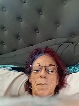 Midnightrayne online show from July 2026 03:27:02 PM