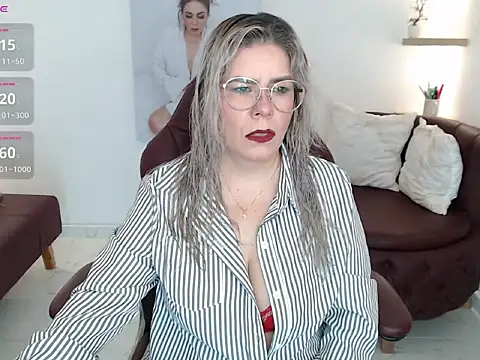 Snapshot of leylamia chatting on July 2026 01:37:01 PM leylamia online show from July 2026 01:37:01 PM
