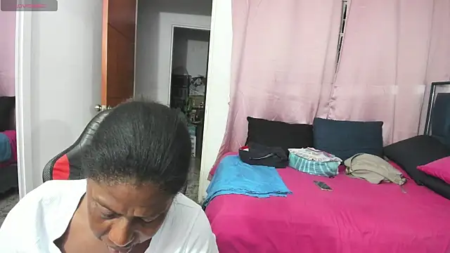 LupeAdams online show from March 2026 04:01:02 AM