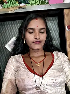 Snapshot of Cute_shivangi825 chatting on July 2026 03:37:02 PM Cute shivangi825 online show from July 2026 03:37:02 PM