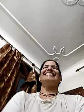 Snapshot of Gori_2 chatting on July 2026 05:04:01 PM Gori 2 online show from July 2026 05:04:01 PM