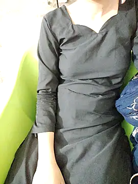 Snapshot of DEEPA_33 chatting on July 2026 02:09:02 PM DEEPA 33 online show from July 2026 02:09:02 PM