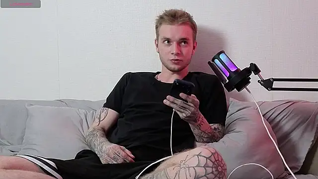 Snapshot of jxxxsti0n chatting on July 2026 03:10:01 PM jxxxsti0n online show from July 2026 03:10:01 PM