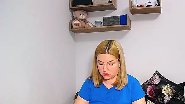 alisenties online show from November 2025 03:34:02 PM