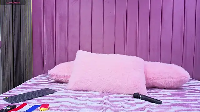Snapshot of Sofia_Messy- chatting on July 2026 04:12:01 PM Sofia Messy- online show from July 2026 04:12:01 PM