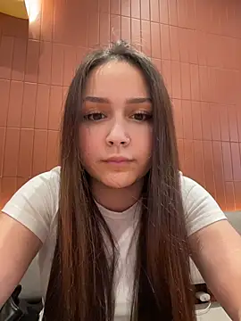EvelynFly online show from July 2026 12:52:02 PM