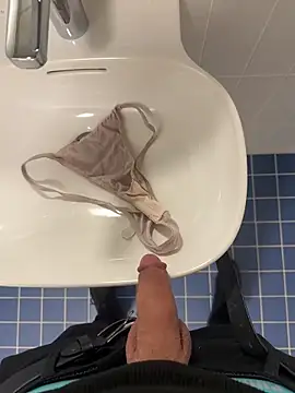 swissboy22 online show from March 2026 03:03:02 PM