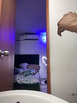 riri brunnete online show from April 2026 05:14:02 AM