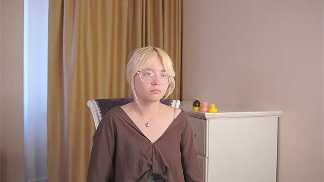 ErlineKaszinski online show from July 2026 01:52:01 PM