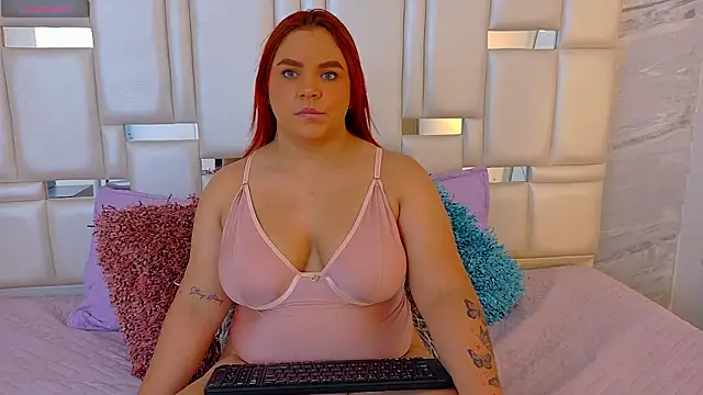 Snapshot of Sofiaa_Rivera chatting on July 2026 08:18:02 PM Sofiaa Rivera online show from July 2026 08:18:02 PM