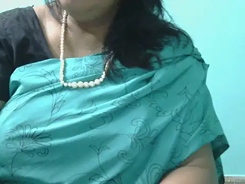 Snapshot of Sweet_ritika143 chatting on August 2026 07:44:02 AM Sweet ritika143 online show from August 2026 07:44:02 AM