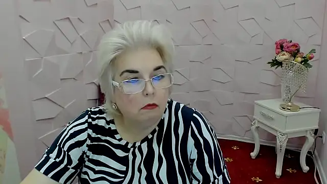 Snapshot of Monica_sly chatting on July 2026 08:21:01 AM Monica sly online show from July 2026 08:21:01 AM