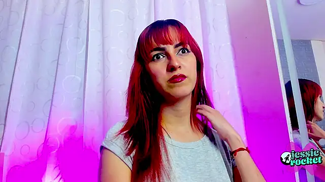 jessierocketx online show from April 2026 08:55:02 PM