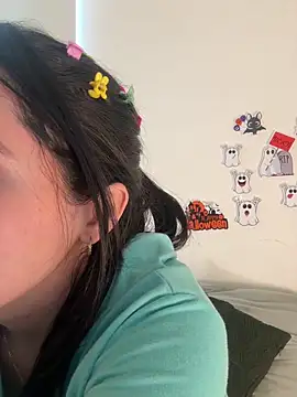 Snapshot of IvyValentine chatting on October 2025 07:59:01 PM IvyValentine online show from October 2025 07:59:01 PM