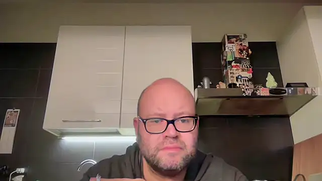 theitalianbear online show from November 2025 05:09:02 AM