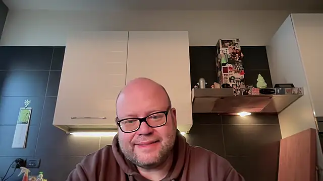 theitalianbear online show from March 2026 05:18:01 AM