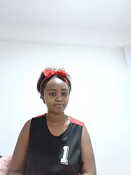 Snapshot of Prettyval77 chatting on July 2026 06:54:01 AM Prettyval77 online show from July 2026 06:54:01 AM