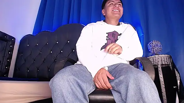 NoahBrowns  online show from July 2026 01:07:01 PM