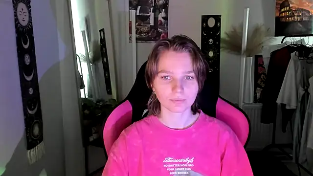 VivienneNoirr online show from July 2026 08:03:01 AM