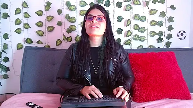 Snapshot of isabella_black1 chatting on August 2026 10:24:02 PM isabella black1 online show from August 2026 10:24:02 PM