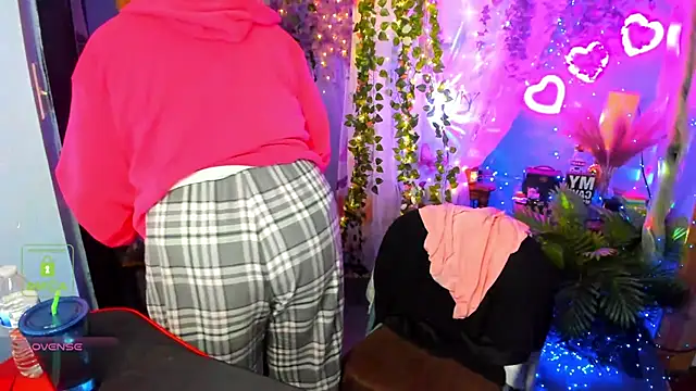 EllieFantastique online show from March 2025 05:28:02 PM