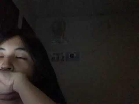 Aivia Hika online show from July 2026 02:26:01 PM