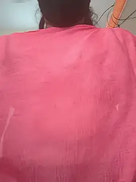 Snapshot of saranyaRavi chatting on August 2026 07:29:01 AM saranyaRavi online show from August 2026 07:29:01 AM