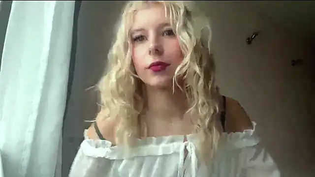 Snapshot of LaniDabato chatting on July 2026 08:35:02 AM LaniDabato online show from July 2026 08:35:02 AM