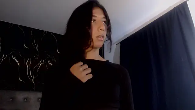 JulietSinclair online show from August 2026 03:03:02 PM