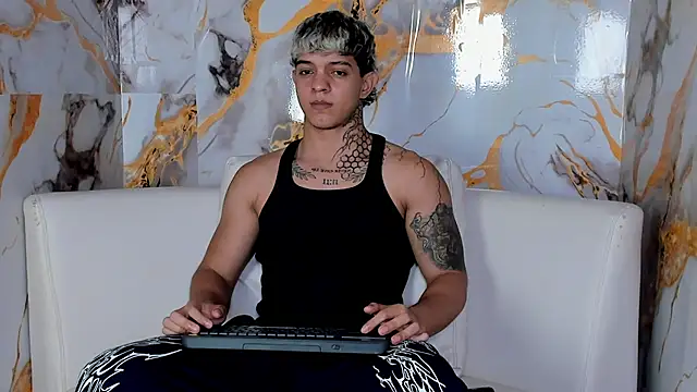Snapshot of Noah__Browm chatting on August 2026 07:35:01 PM Noah Browm online show from August 2026 07:35:01 PM