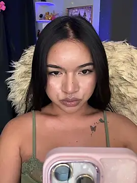 mareshka18 online show from August 2026 04:05:02 PM