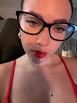 HannaBeckett online show from April 2026 06:34:01 PM