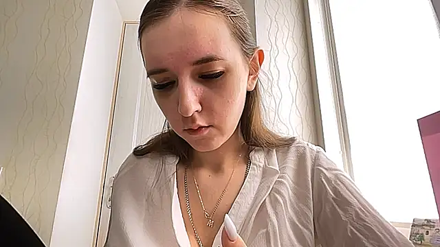 Snapshot of mia_labs1 chatting on August 2026 09:04:01 AM mia labs1 online show from August 2026 09:04:01 AM