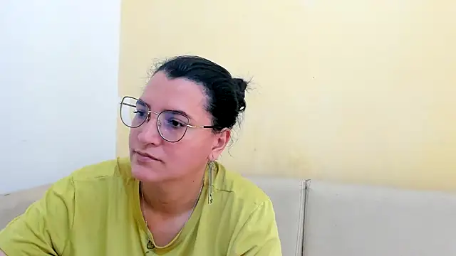 Snapshot of MARILYN_GARCIA chatting on May 2026 06:16:02 PM MARILYN GARCIA online show from May 2026 06:16:02 PM