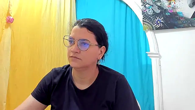 Snapshot of MARILYN_GARCIA chatting on July 2026 12:53:01 PM MARILYN GARCIA online show from July 2026 12:53:01 PM