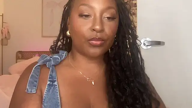 Snapshot of itsgoddesstoyou chatting on August 2026 06:15:02 AM itsgoddesstoyou online show from August 2026 06:15:02 AM